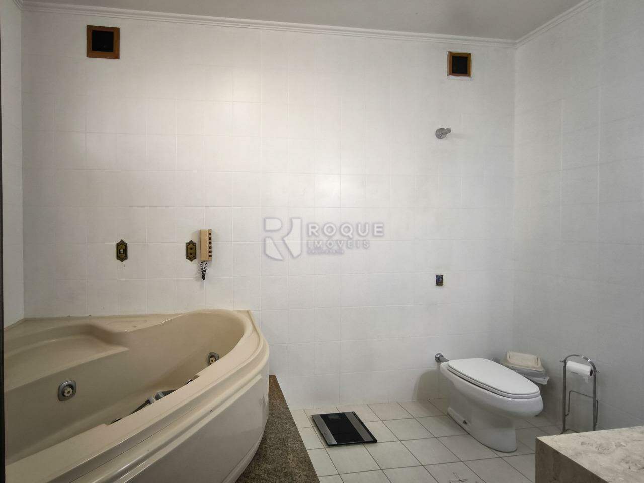 Casa Residencial à venda no bairro Jardim Santa Fé: WC SUÍTE