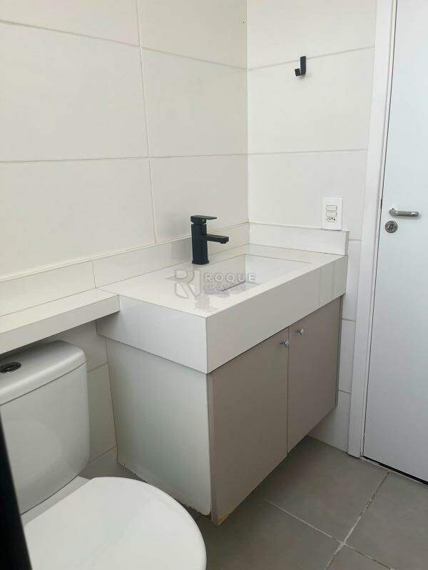 Apartamento à venda no bairro Jardim Santa Adélia: 