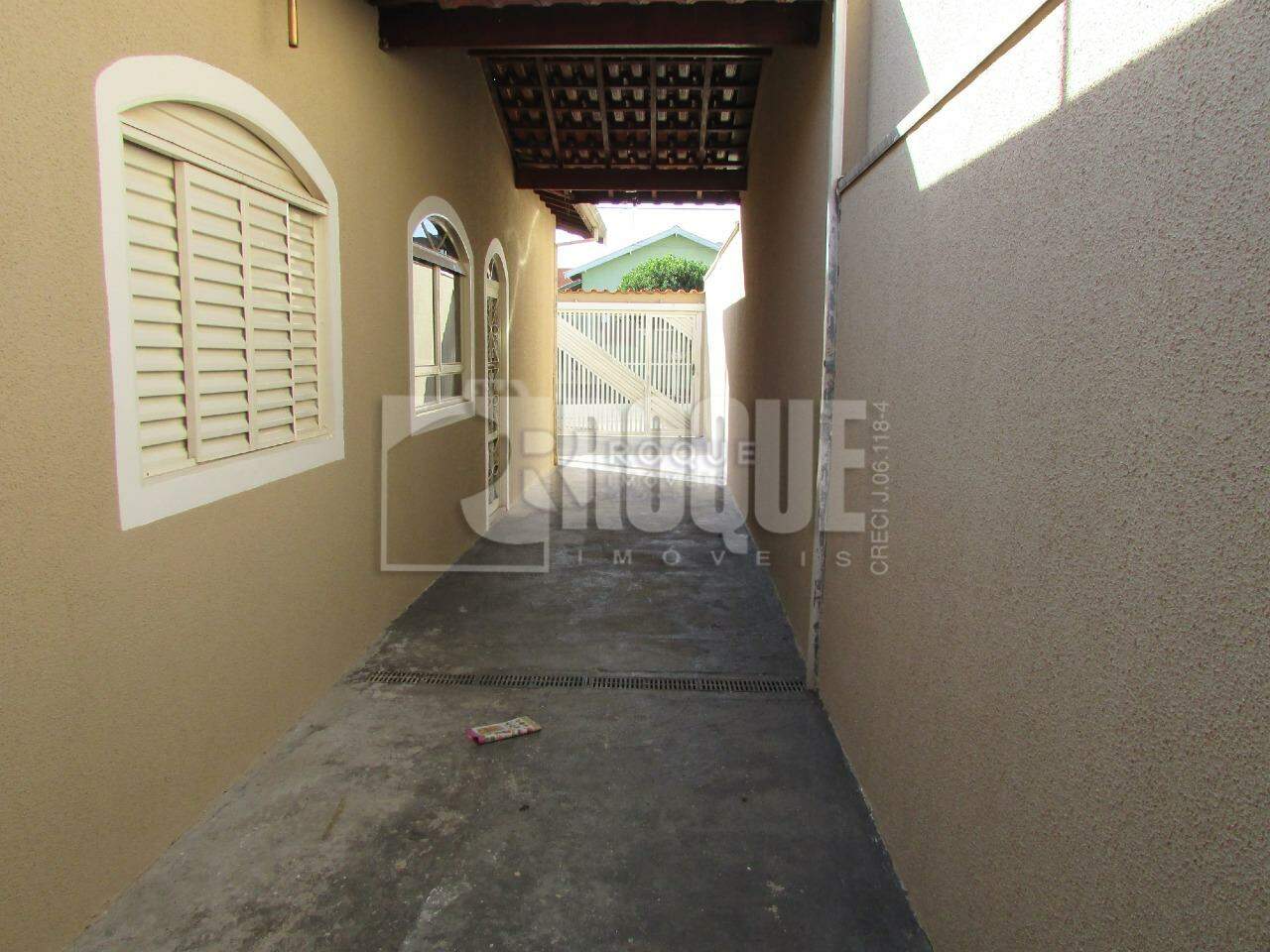 Casa Residencial à venda no bairro Parque Residencial Belinha Ometto: Corredor