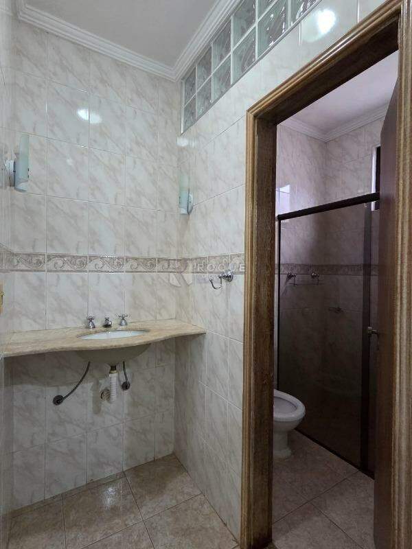 Casa Residencial à venda no bairro Jardim Anhanguera: WC Suíte 2