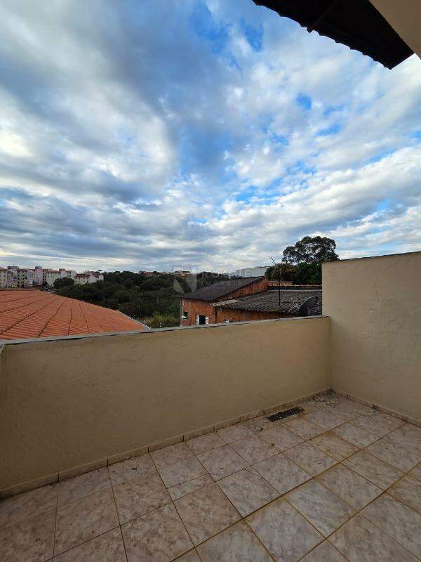 Casa Residencial à venda no bairro Jardim Anhanguera: Varanda externa