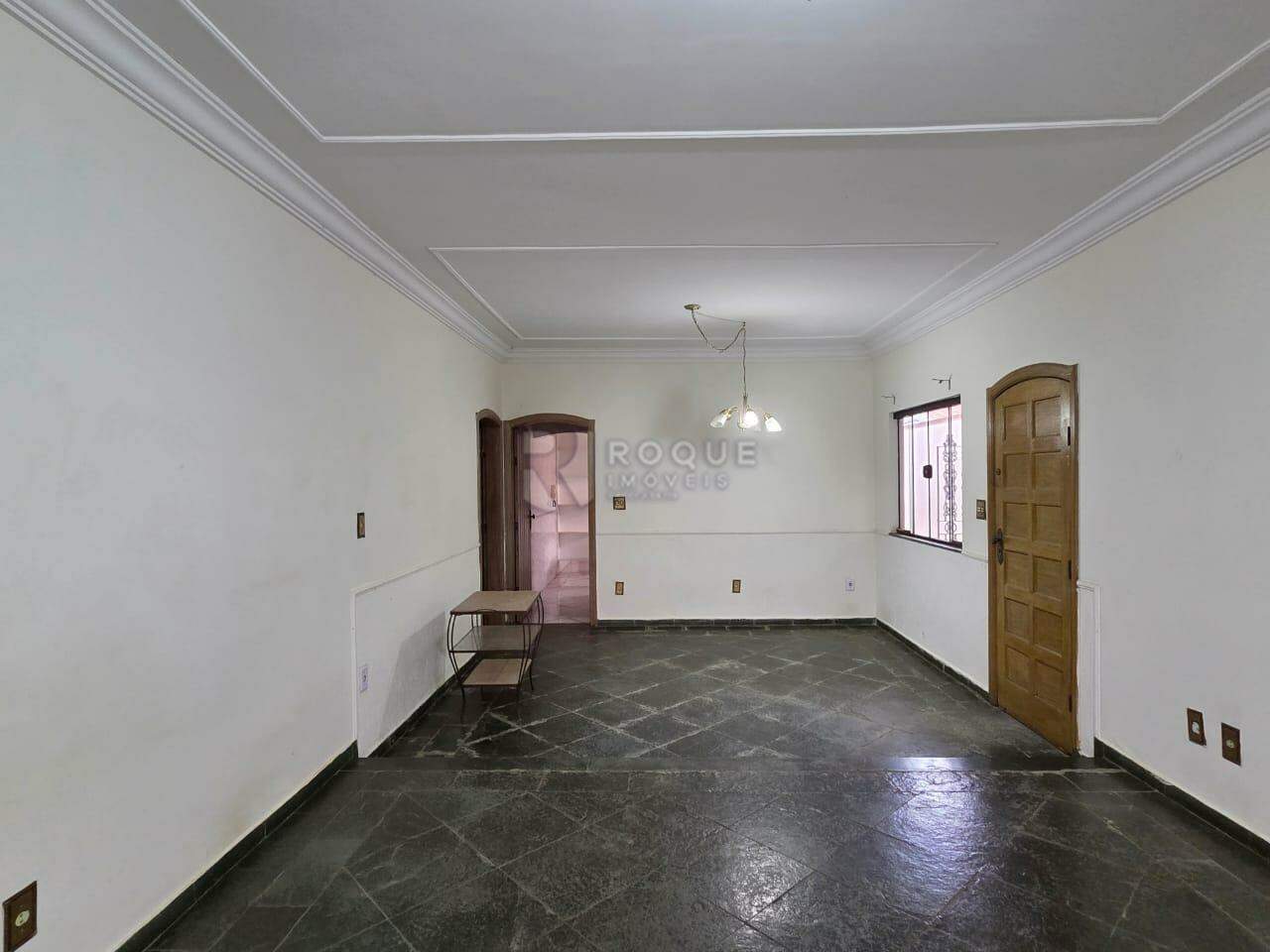 Casa Residencial à venda no bairro Jardim Anhanguera: Sala
