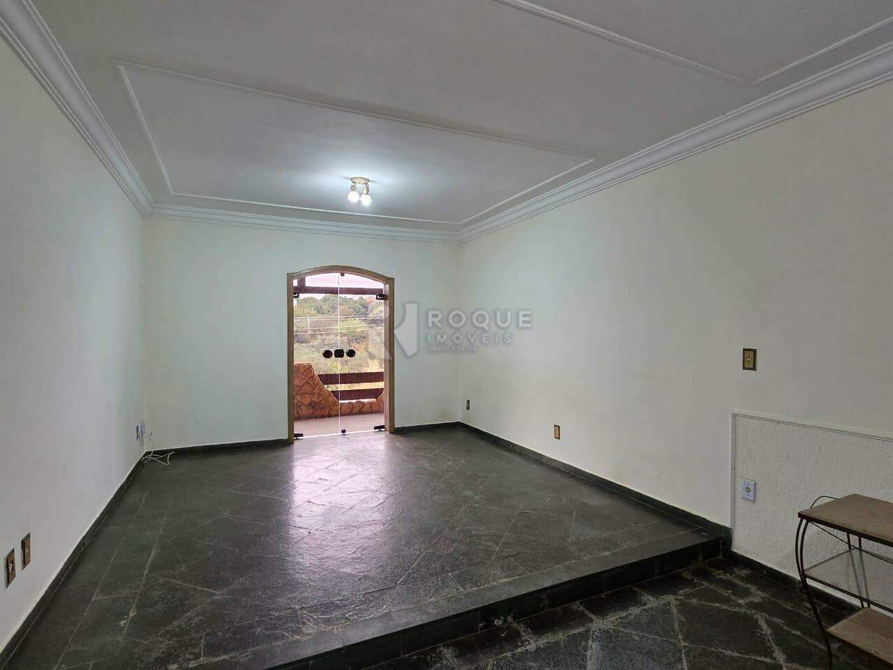 Casa Residencial à venda no bairro Jardim Anhanguera: Sala