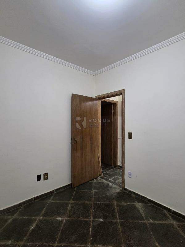 Casa Residencial à venda no bairro Jardim Anhanguera: Dormitório 1
