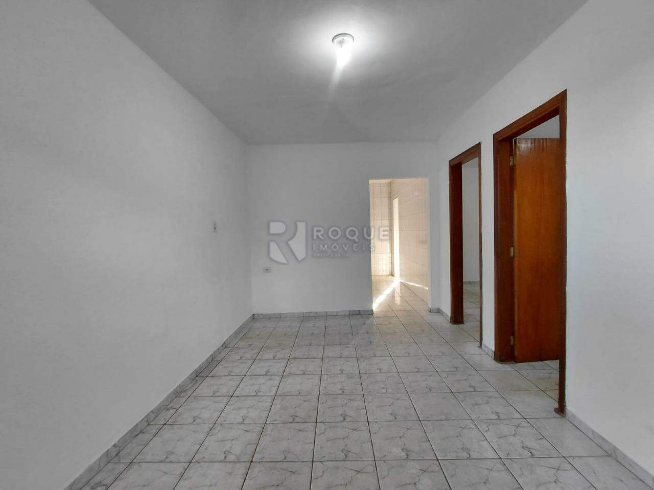 Casa Residencial para aluguel no bairro Vila Cristovam: Sala