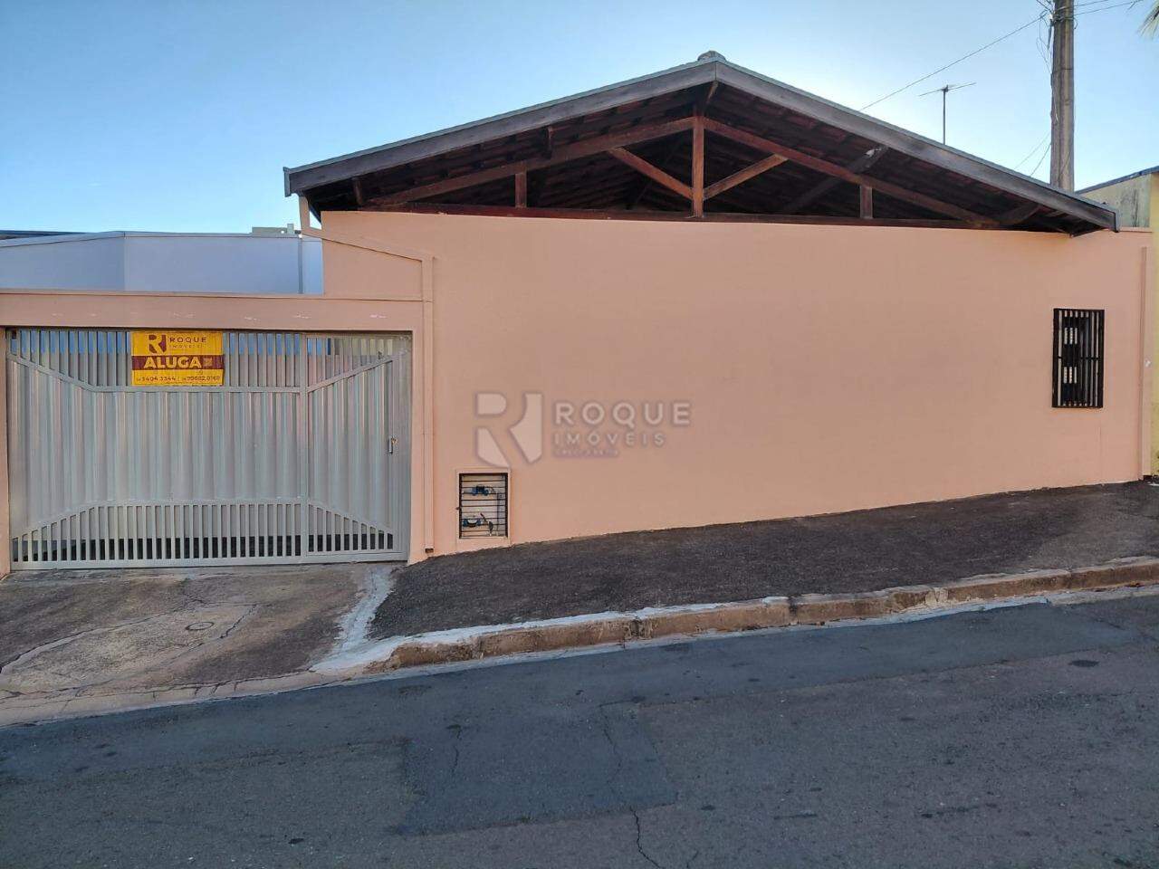 Casa Residencial para aluguel no bairro Vila Cristovam: Fachada
