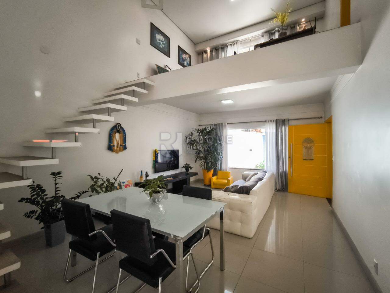 Casa em condomínio à venda no bairro Estância Eldorado: SALA DE JANTAR