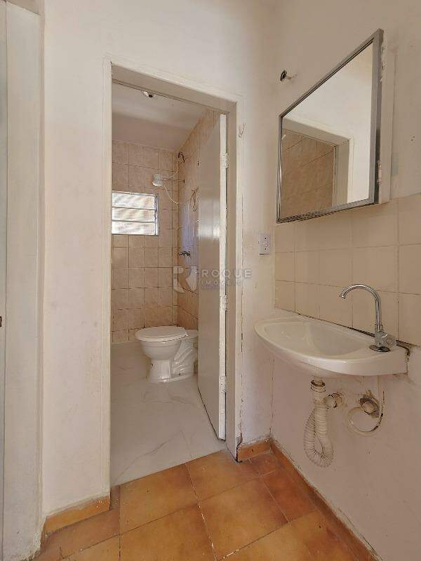 Casa Residencial à venda no bairro Parque Residencial Abílio Pedro: WC Social