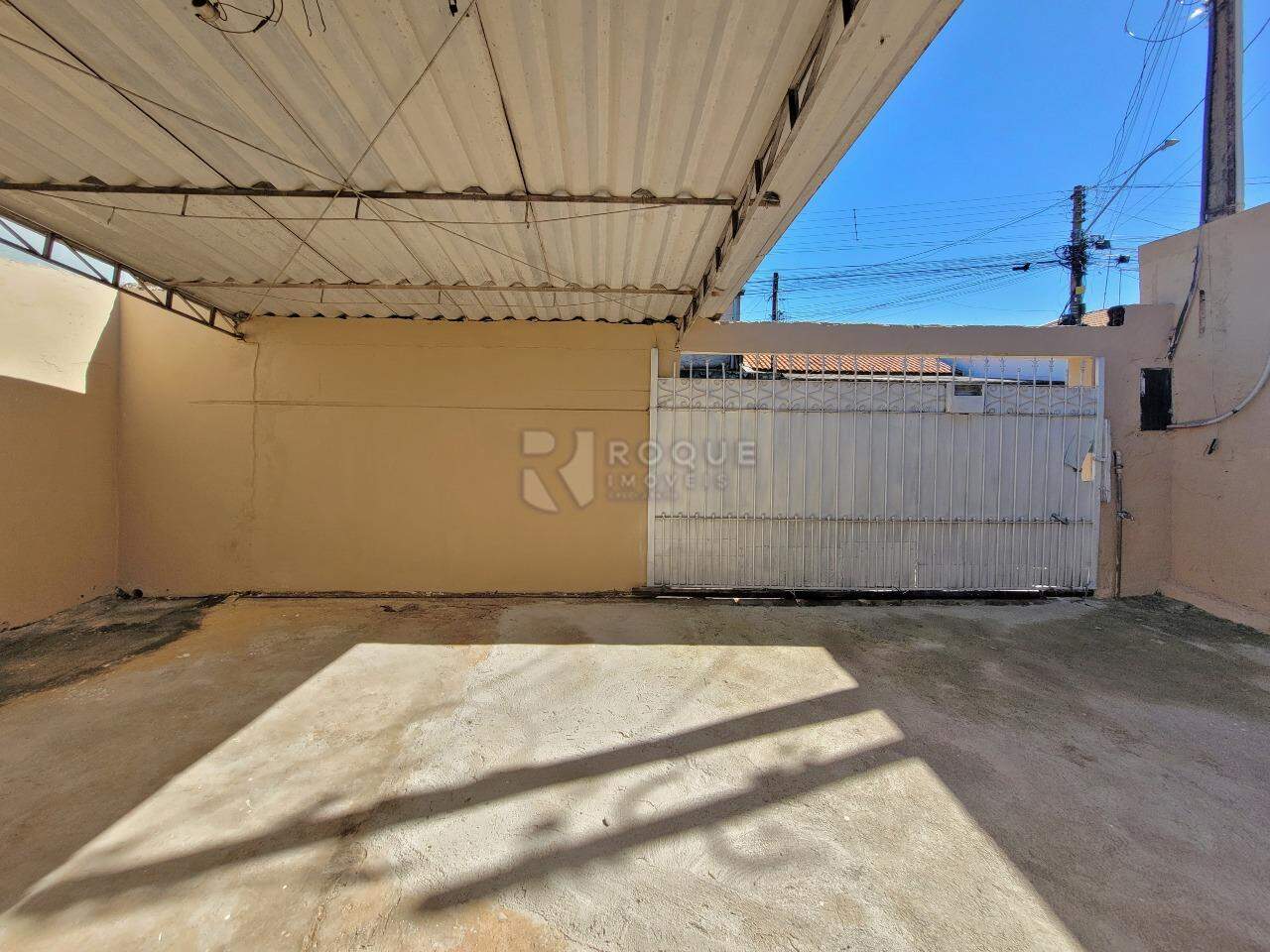 Casa Residencial à venda no bairro Parque Residencial Abílio Pedro: Garagem