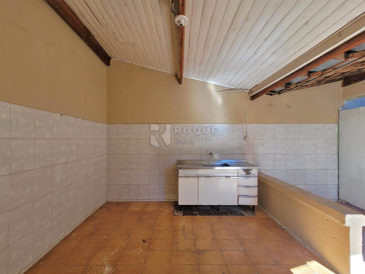 Casa Residencial à venda no bairro Parque Residencial Abílio Pedro: Rancho Fundos