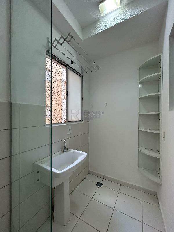 Apartamento para aluguel no bairro Jardim Parque Novo Mundo: Área de serviço