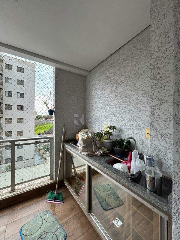 Apartamento para aluguel no bairro Cidade Jardim: Sacada