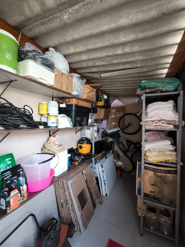 Casa em condomínio à venda no bairro Residencial Florisa: DEPÓSITO