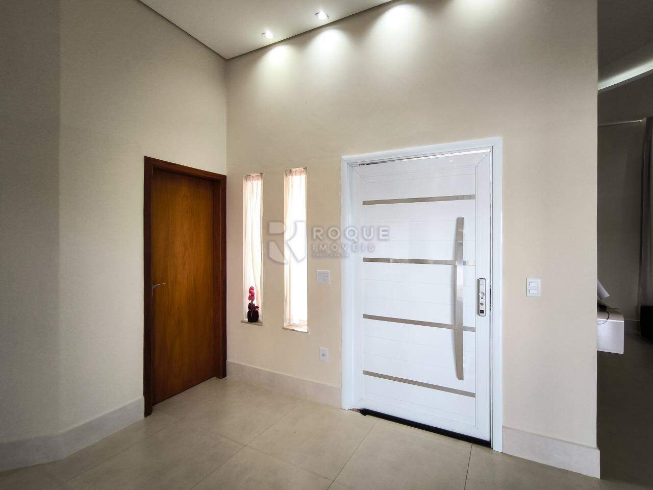 Casa em condomínio à venda no bairro Residencial Florisa: HALL DE ENTRADA