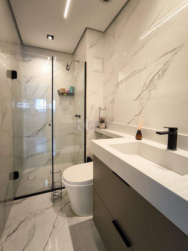 Apartamento à venda no bairro Vila Santa Rosália: BANHEIRO SOCIAL