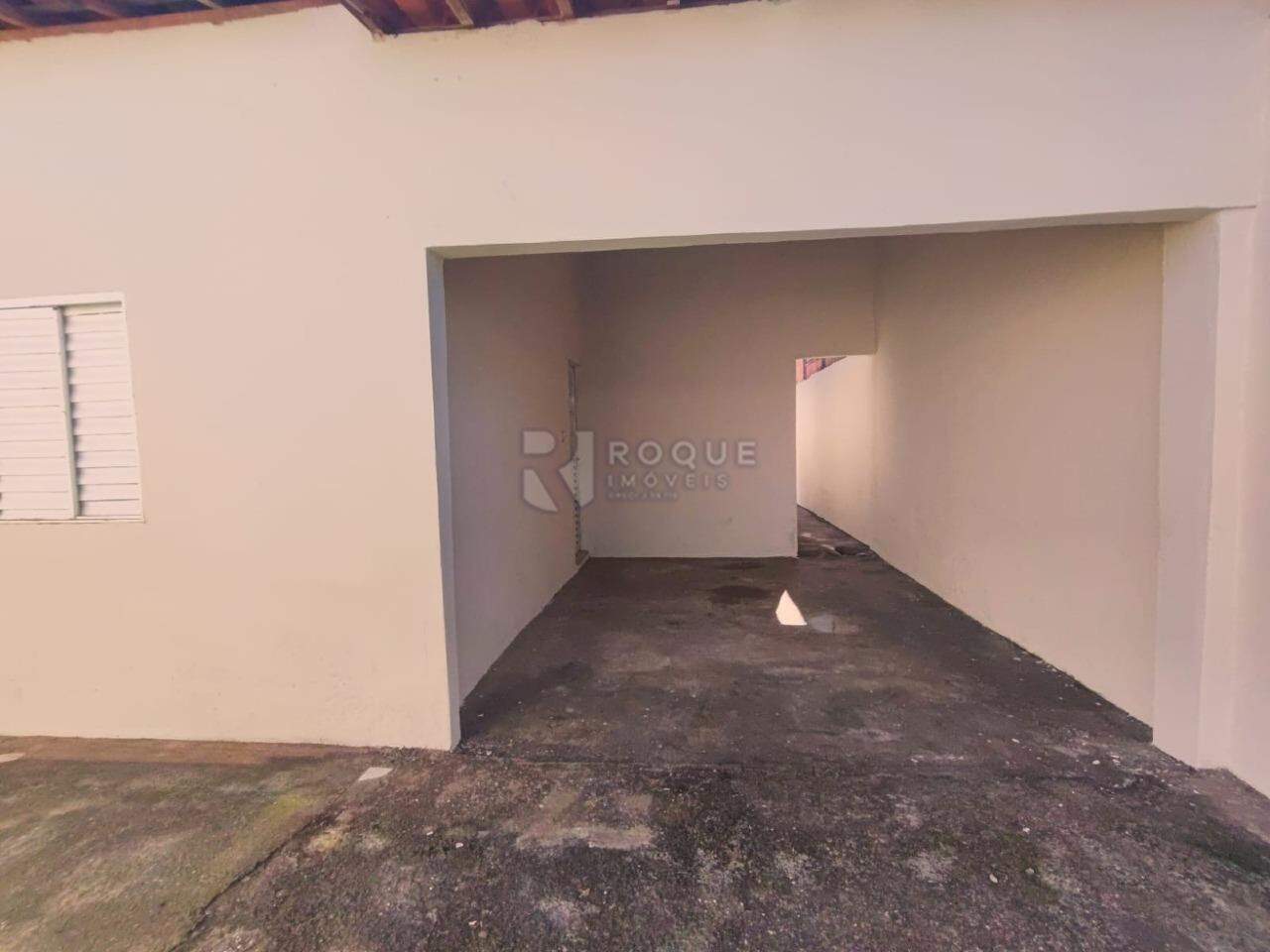 Casa Residencial para aluguel no bairro Parque Residencial Belinha Ometto: Garagem