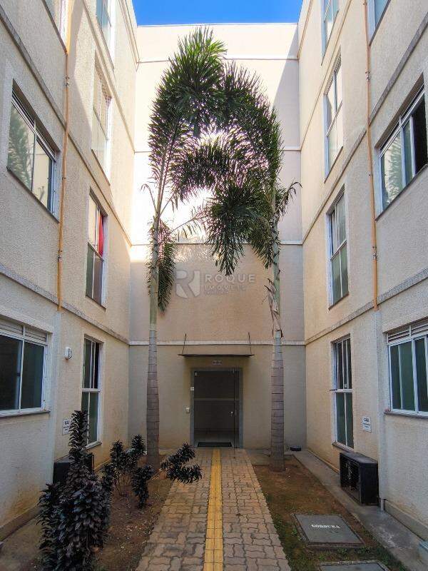 Apartamento à venda no bairro Fazenda Duas Barras: ENTRADA