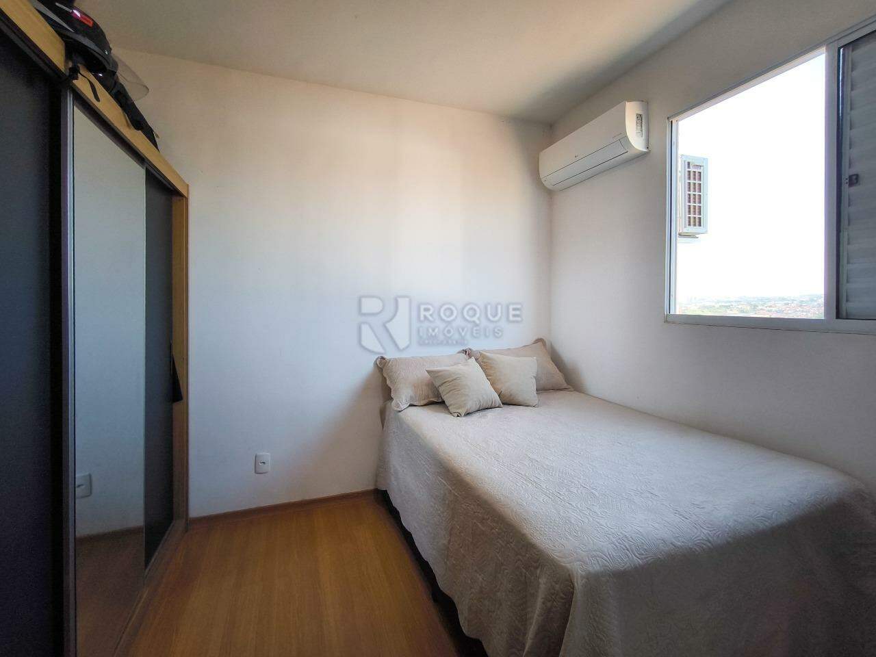 Apartamento à venda no bairro Fazenda Duas Barras: DORMITÓRIO 1