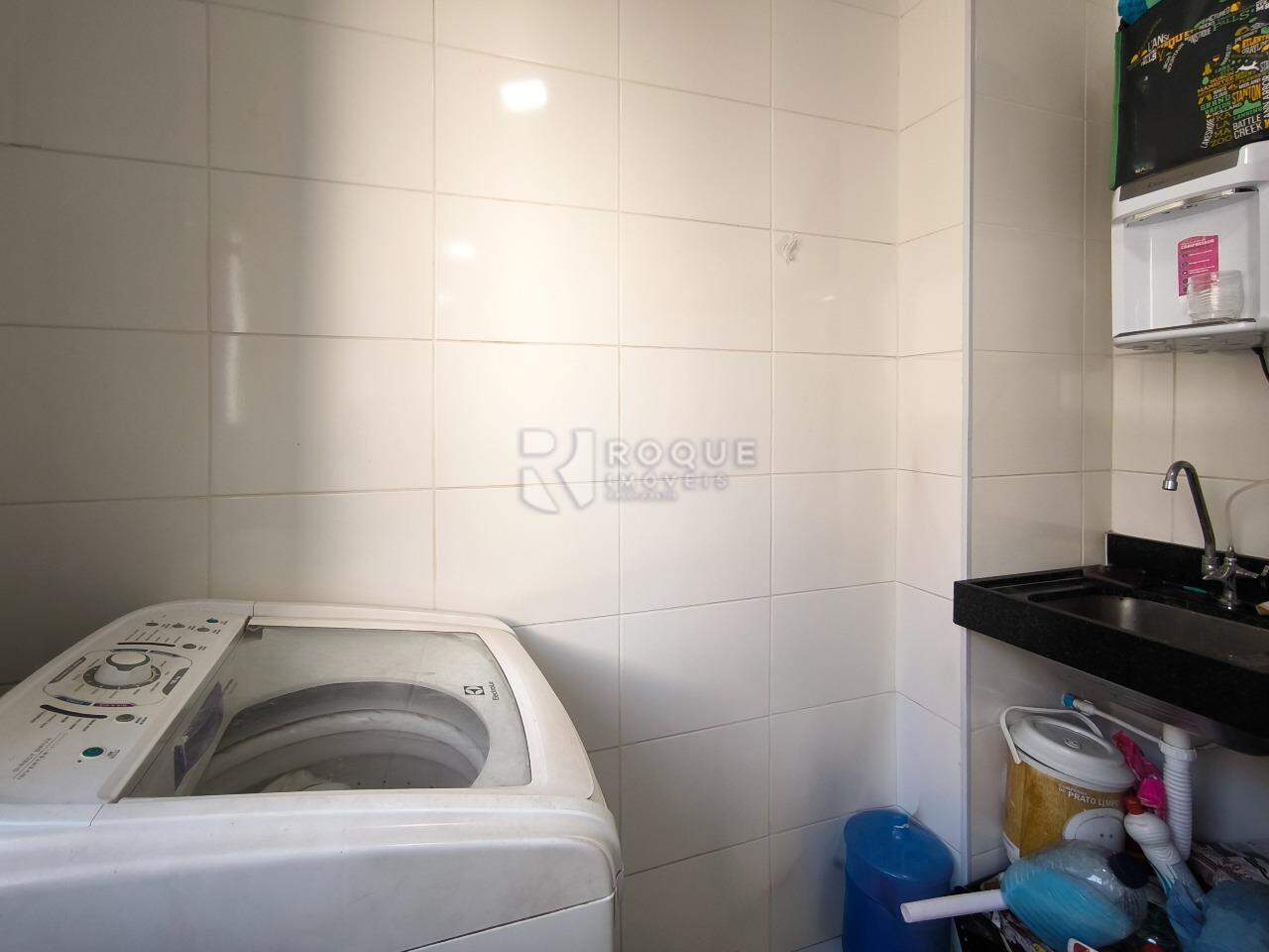 Apartamento à venda no bairro Fazenda Duas Barras: LAVANDERIA