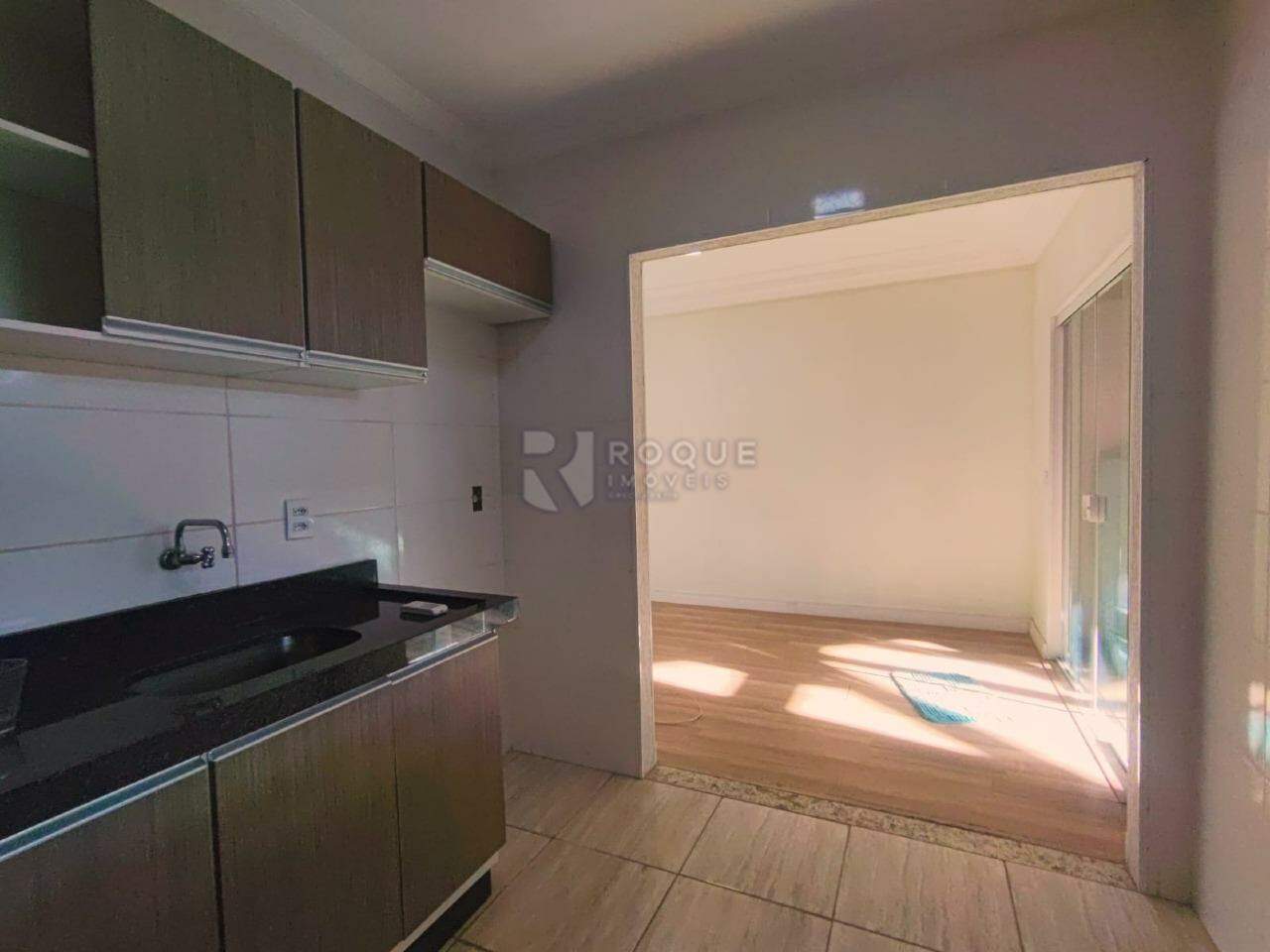 Casa Residencial para aluguel no bairro Jardim Residencial Graminha III: Cozinha