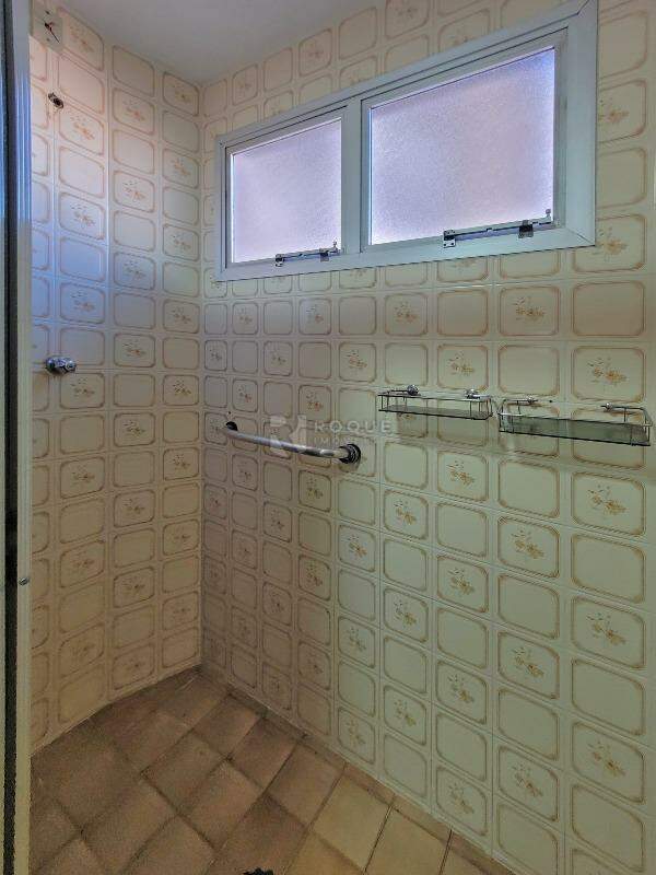 Apartamento à venda no bairro Centro: Área de serviço