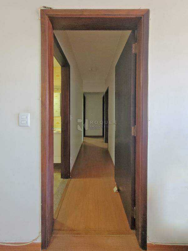 Apartamento à venda no bairro Centro: Hall