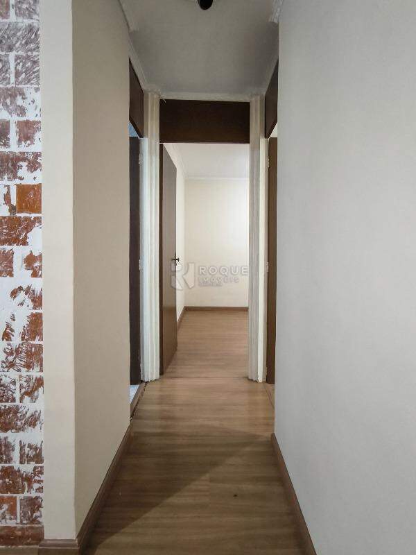Apartamento à venda no bairro Vila Paulista: CORREDOR INTERNO