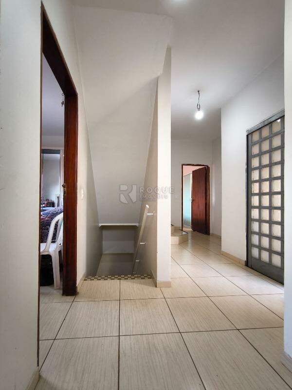 Casa Residencial à venda no bairro Residencial Econômico Manoel Simão de Barros Levy: PISO SUPERIOR