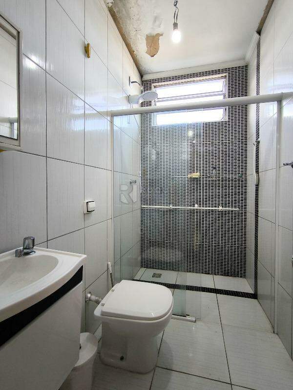 Casa Residencial à venda no bairro Residencial Econômico Manoel Simão de Barros Levy: BANHEIRO SOCIAL