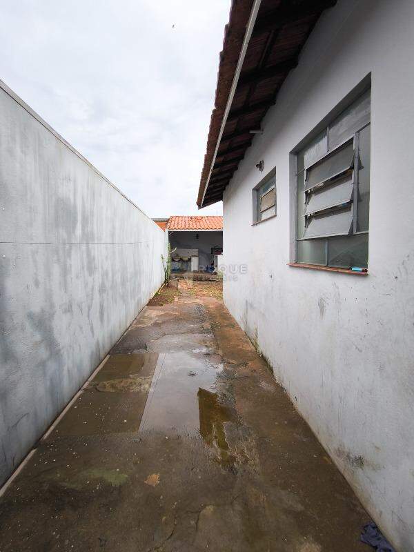 Casa Residencial à venda no bairro Residencial Econômico Manoel Simão de Barros Levy: LATERAL EXTERNA