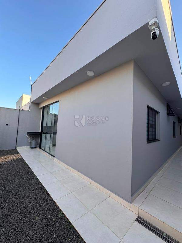 Casa Residencial à venda no bairro Jardim Marajoara: Fundos