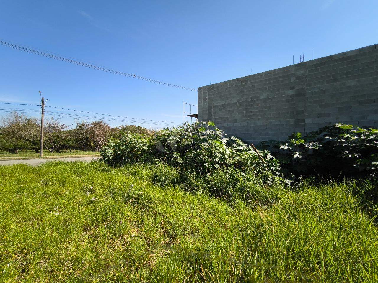 Terreno à venda no bairro Jardim Aguas da Serra: 