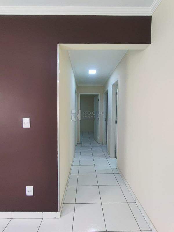 Apartamento para aluguel no bairro Itaipu: Hall