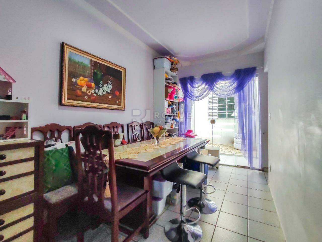 Casa Residencial para aluguel no bairro Jardim Residencial Dona Santina Paroli Peccinini: SALA DE JANTAR