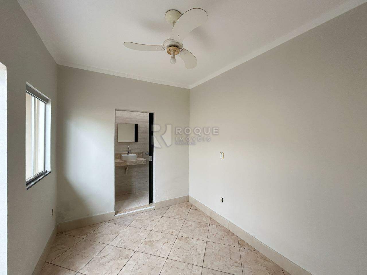 Casa Residencial para aluguel no bairro Vila Paulista: Dormitório 3 suíte 