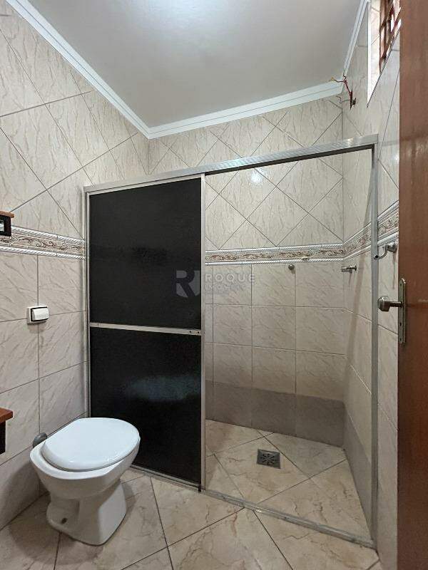 Casa Residencial para aluguel no bairro Vila Paulista: WC social 