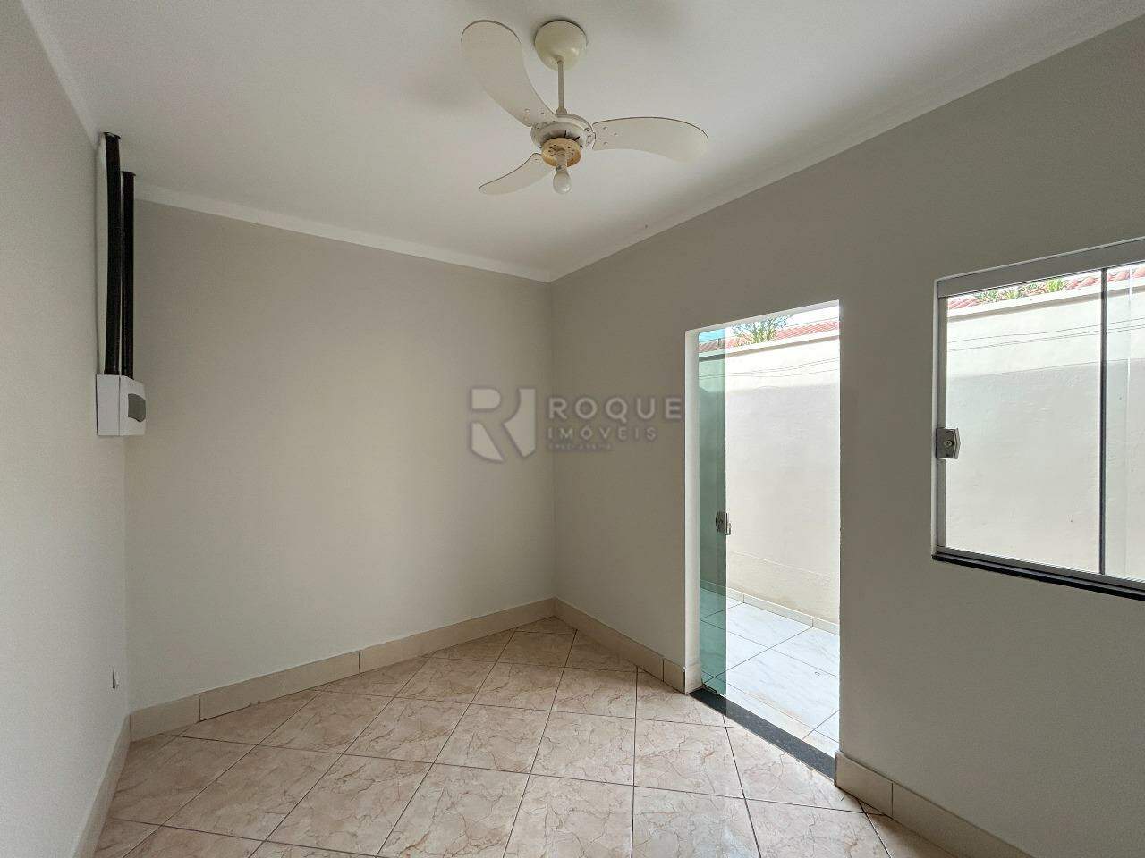 Casa Residencial para aluguel no bairro Vila Paulista: Dormitório 3 suíte 