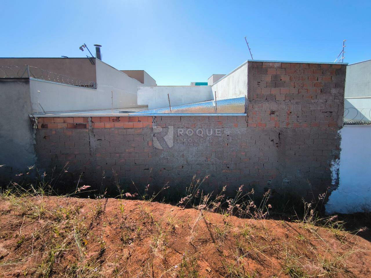 Terreno à venda no bairro Residencial Colinas do Engenho I: 