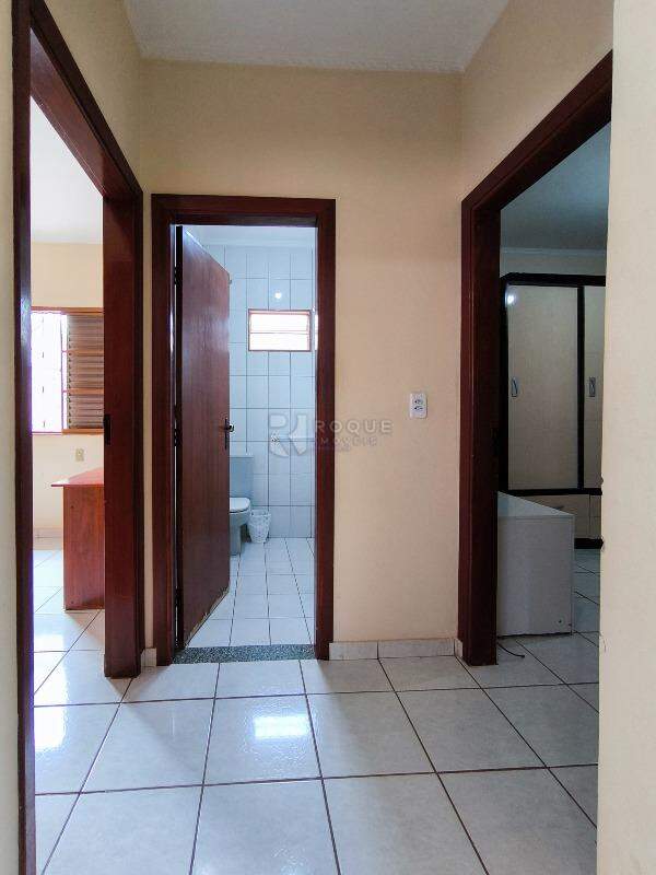 Casa Residencial para aluguel no bairro Jardim Senador Vergueiro: ÁREA DE CIRCULAÇÃO