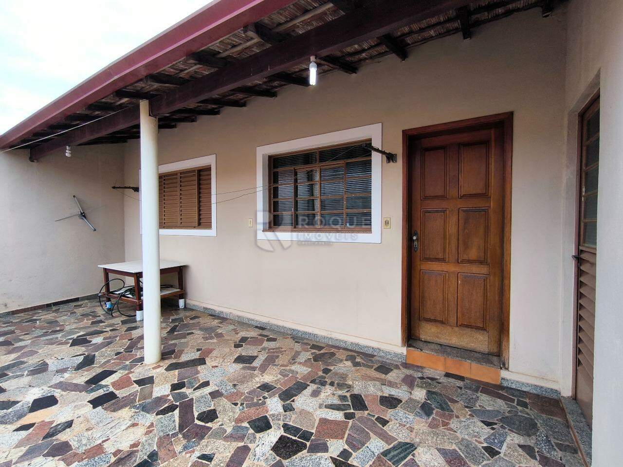 Casa Residencial para aluguel no bairro Jardim Senador Vergueiro: FRENTE EDÍCULA