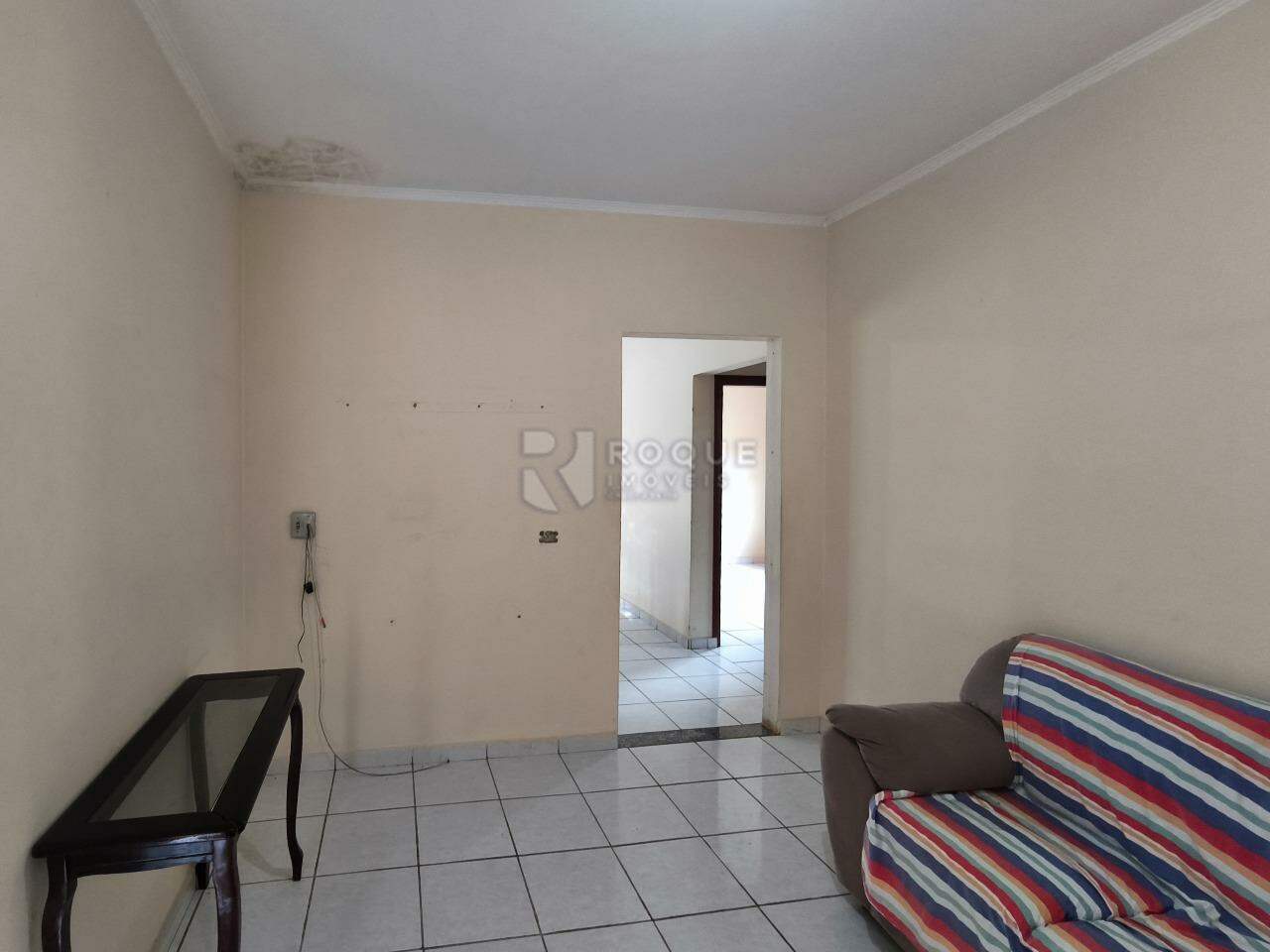 Casa Residencial para aluguel no bairro Jardim Senador Vergueiro: SALA DE ESTAR