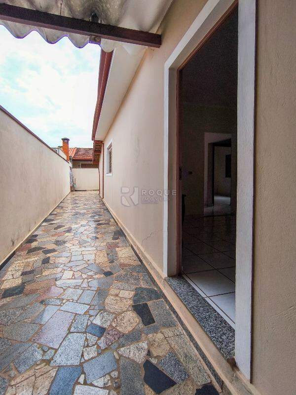 Casa Residencial para aluguel no bairro Jardim Senador Vergueiro: LATERAL EXTERNA
