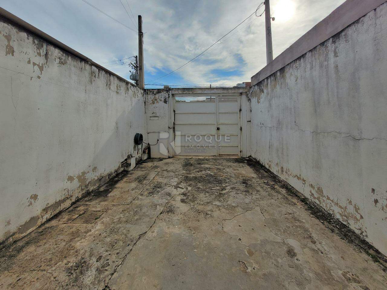 Casa Residencial à venda no bairro Jardim dos Jequitibás: Garagem