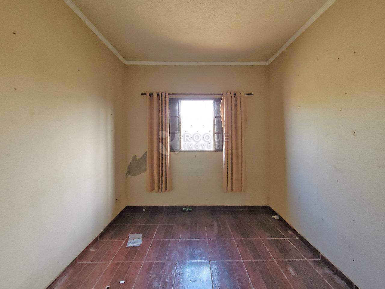 Casa Residencial à venda no bairro Jardim Gustavo Peccinini: Dormitório 3