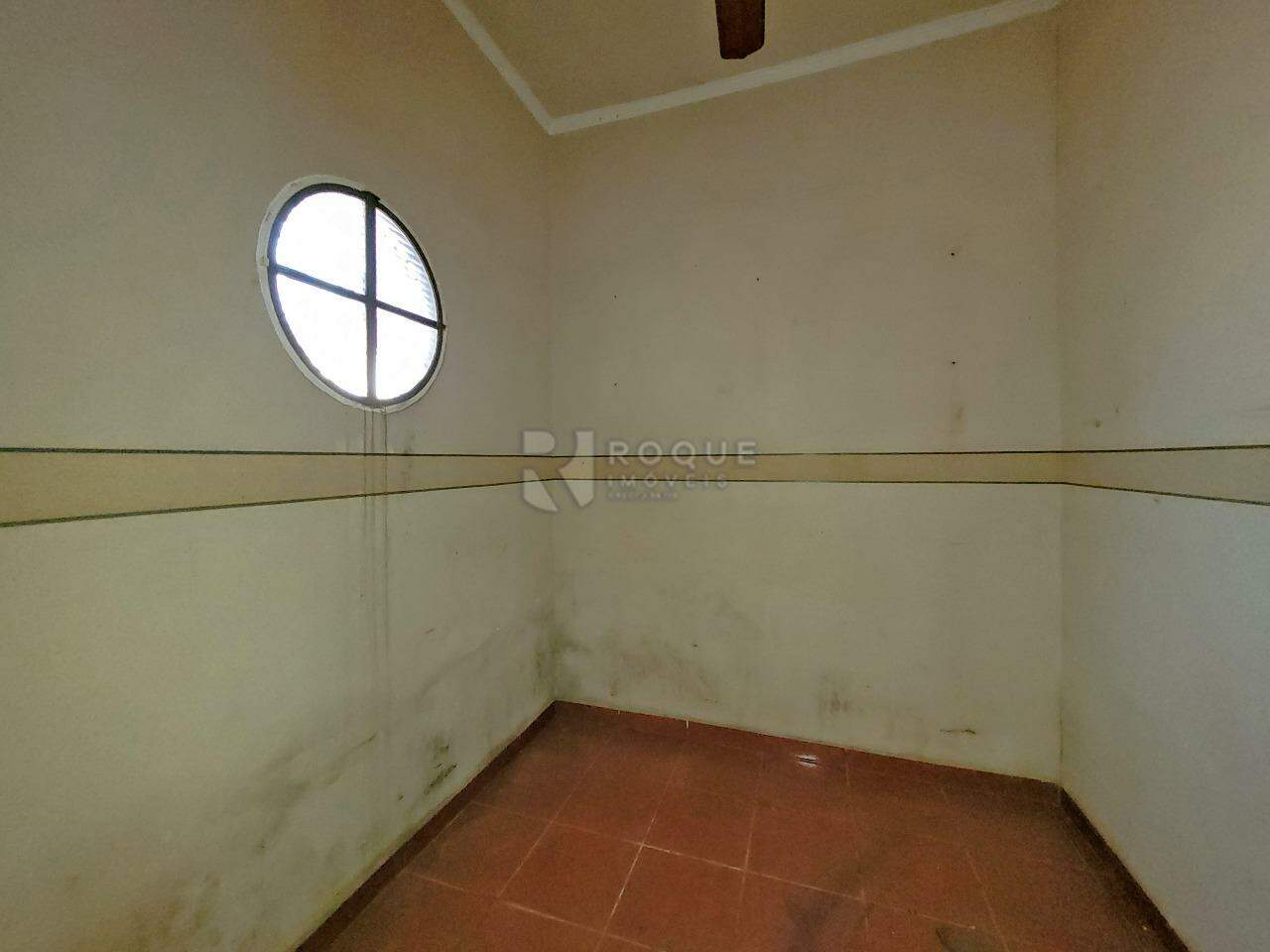 Casa Residencial à venda no bairro Jardim Gustavo Peccinini: Escritório 