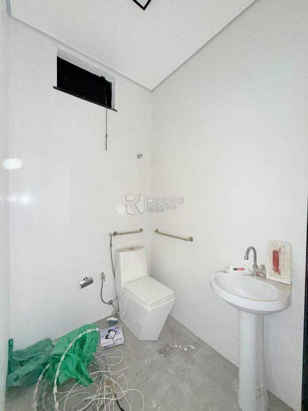 Barracão/Galpão para aluguel no bairro Jardim Lagoa Nova: Wc 01