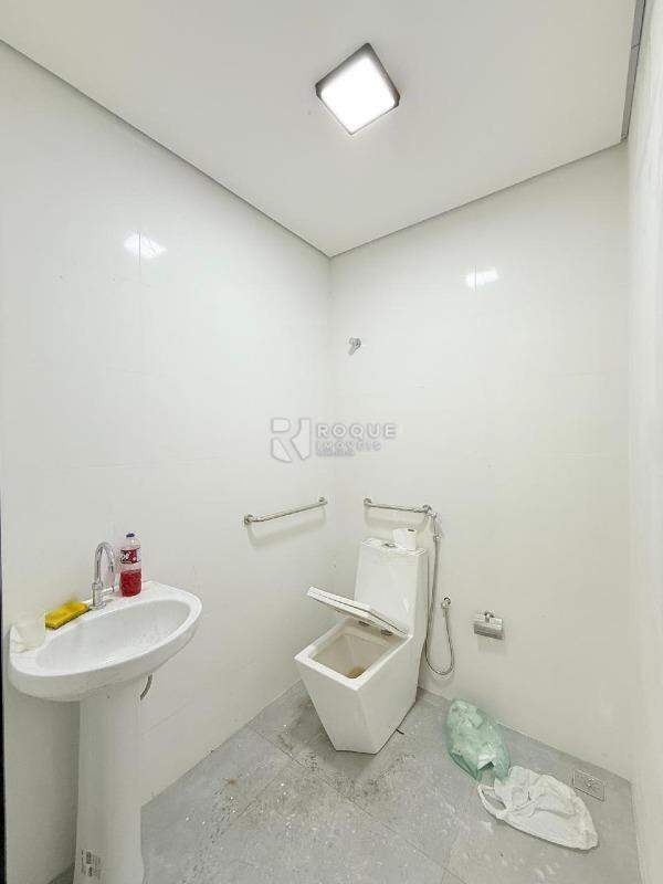 Barracão/Galpão para aluguel no bairro Jardim Lagoa Nova: Wc 02