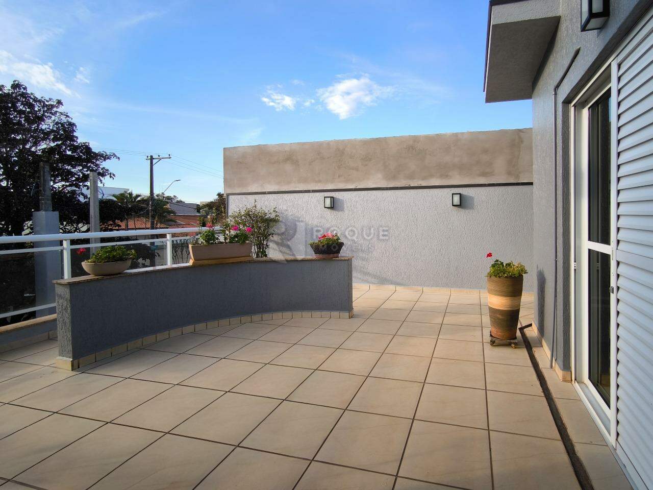Casa em condomínio à venda no bairro Residencial Jardim dos Ipês: TERRAÇO DORMITÓRIO 1