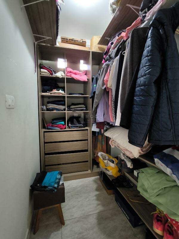 Casa Residencial à venda no bairro Jardim Sao Luiz: CLOSET DORMITÓRIO 1