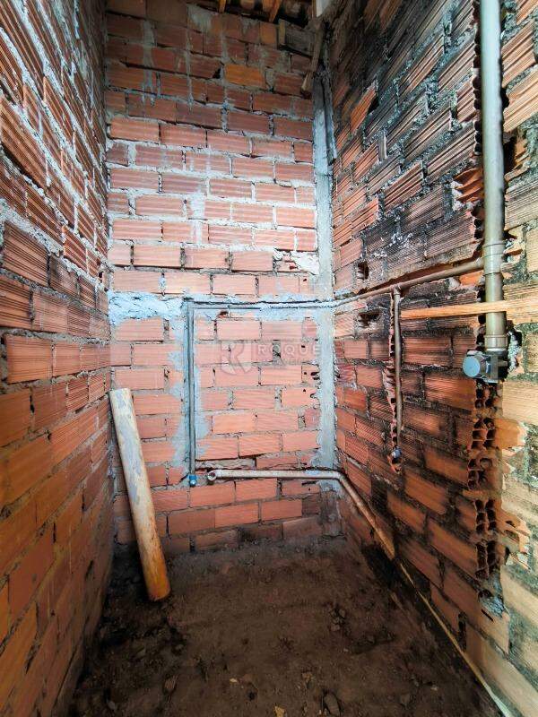 Casa Residencial à venda no bairro Jardim Sao Luiz: WC SUÍTE 2